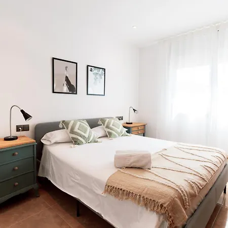 Apt Familiar En El Centro De Apartment El Perello (Catalonia)